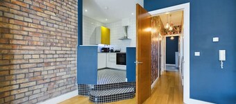 Little Italy Apt- Stylish 1-Bed Apt in Belfast City Centre – Sleeps 4 | Cathedral Quarter Location