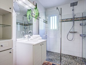 Bathroom - Côté Sud by Interhome (Fourques)