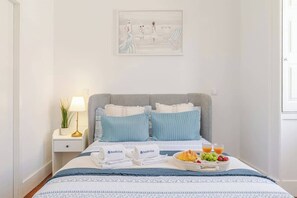 1 chambre, fer et planche à repasser, lit parapluie, Wi-Fi gratuit