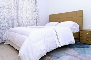 2 bedrooms, iron/ironing board, WiFi, bed sheets