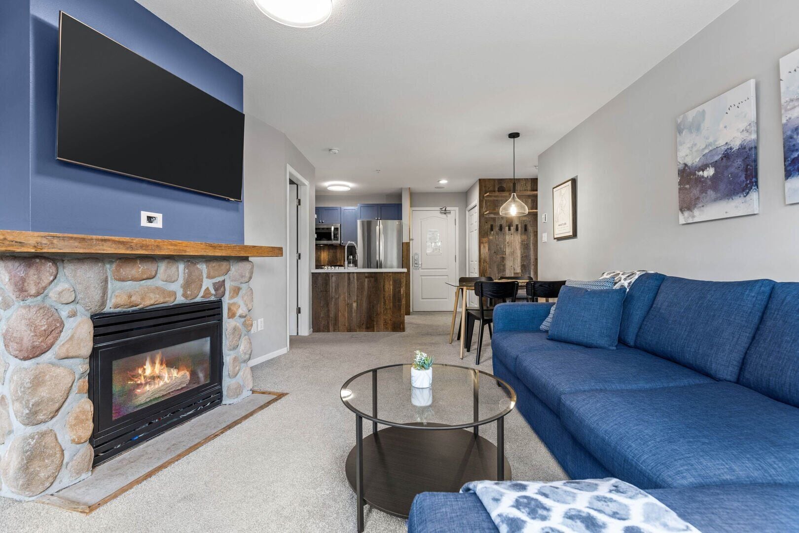 TV connectée, cheminée