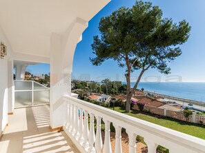 Property grounds - Benajarafe Beach & Pool (Benajarafe)