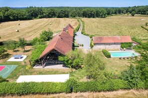Esterni