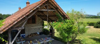 So Villa Champs Roger (58) - Heated swimming pool - Basketball - 2h from Lyon - 42p.