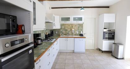 So Villa Domaine de Vaux (03) - Heated pool - Beach volleyball - 2h from Lyon - 45p.