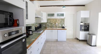 So Villa Domaine de Vaux (03) - Heated pool - Beach volleyball - 2h from Lyon - 45p.