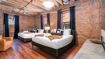 3 bedrooms, iron/ironing board, travel crib, free WiFi