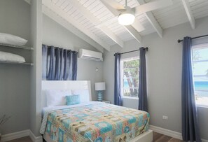 4 bedrooms, in-room safe, iron/ironing board, free WiFi - Stay in Paradise, Conch Point 223 by the Sea : Private House, Beach and Pool (West Bay)