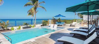 Conch Point 223 by the Sea : Grand Cayman Villa, steps to Private Beach and Pool