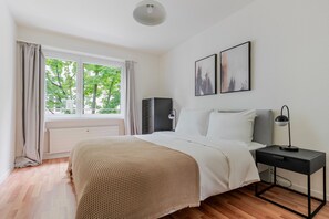 2 bedrooms, iron/ironing board, WiFi, bed sheets