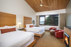 Iron/ironing board, travel cot, WiFi, bed sheets - Two Queen Room at a 4.5⭐️ Hotel (Sausalito)