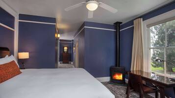 1 dormitorio, tabla de planchar con plancha, cuna de viaje y wifi