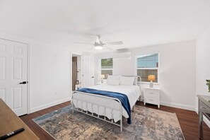 4 chambres, bureau, Wi-Fi gratuit, draps fournis