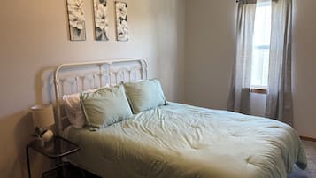 3 bedrooms, WiFi, bed sheets