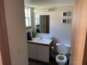 Handtücher, Seife, Toilettenpapier