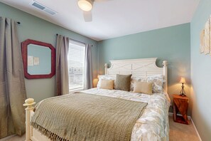 4 slaapkamers, internet, beddengoed