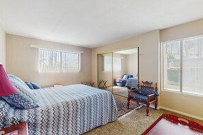 2 chambres, fer et planche à repasser, accès Internet, draps fournis