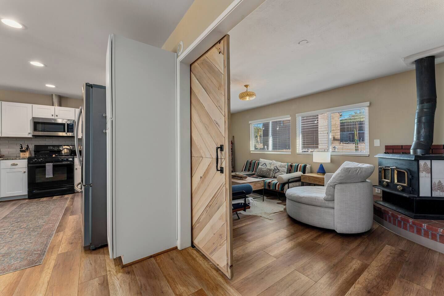 المنشأة من الداخل