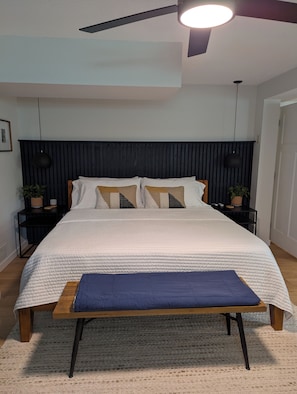 Iron/ironing board, WiFi, bed sheets