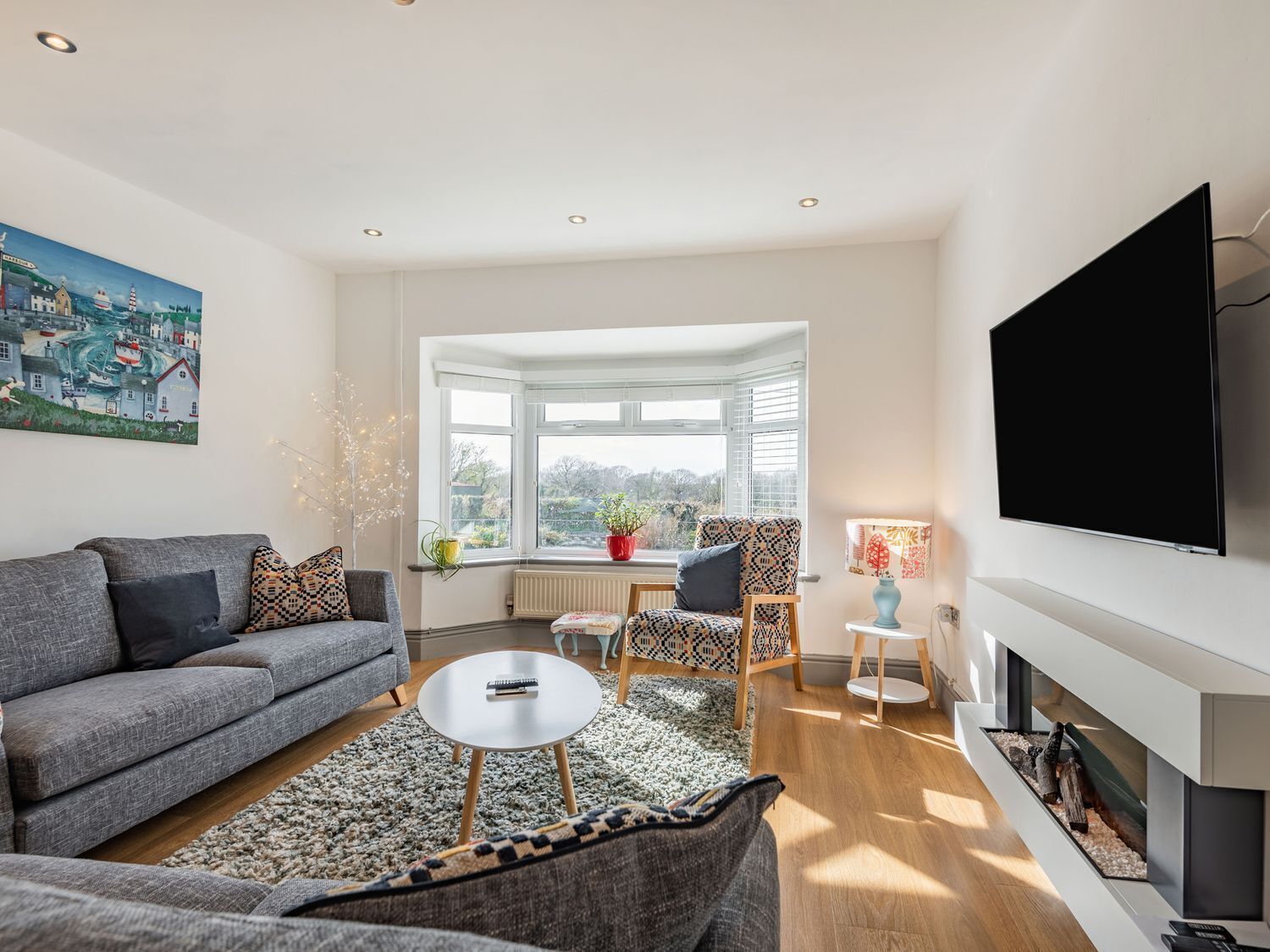 Bryn Derw, Pet Friendly, Character Holiday Cottage In Caernarfon - Caernarfon