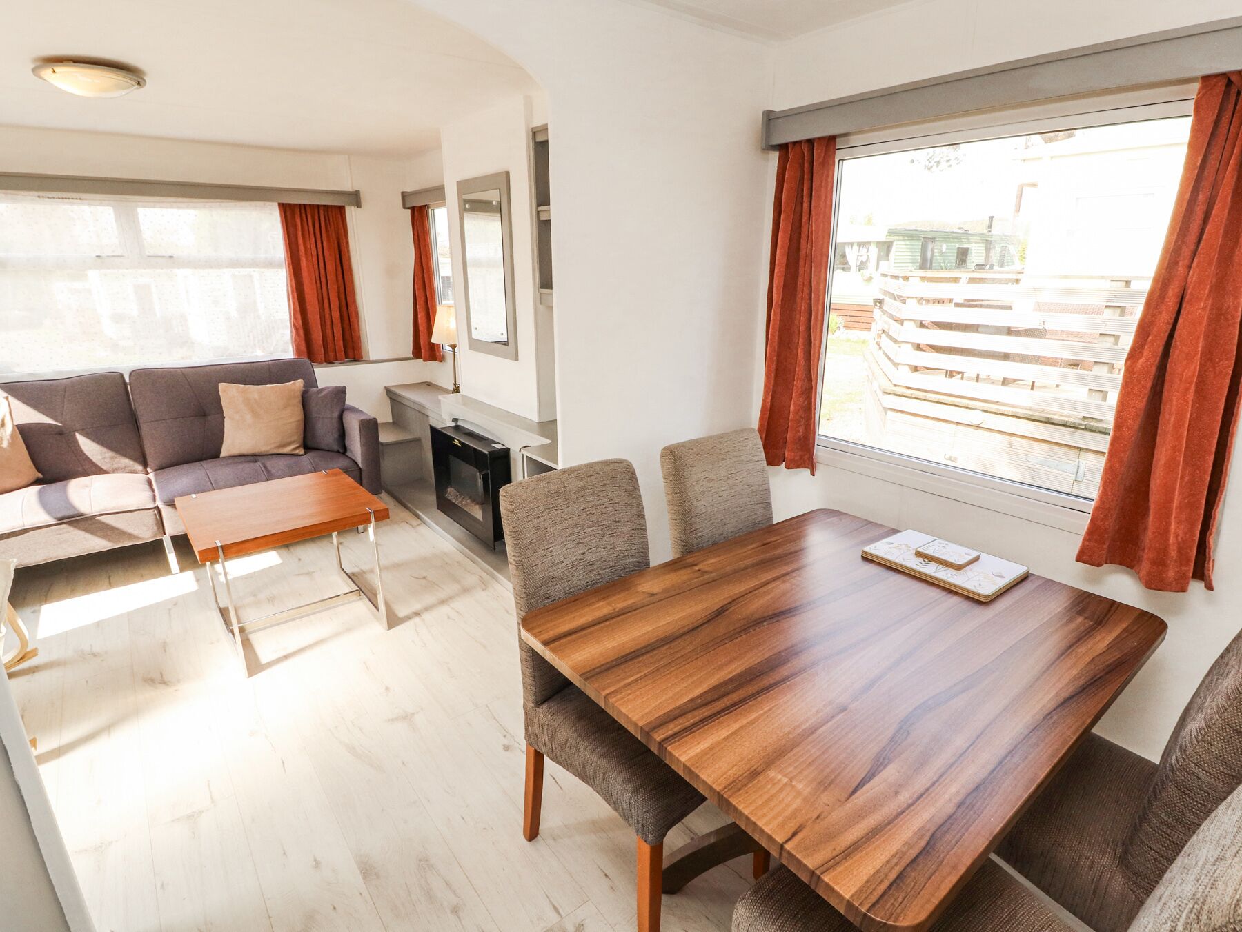 No. 29 Wyndham Hall, Pet Friendly, With A Garden In Cockermouth - 코커마우스