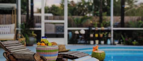 Bañera de hidromasaje exterior