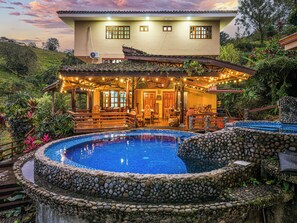 Pool - Majestic Lodge 10-bedroom Resort in La Fortuna, Sleeps 33 AC, WiFi, fitness room (La Fortuna)