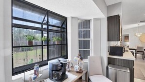 Interior - Our Happy Place - super comfortable S Venice home close to beaches, shopping (Venice)