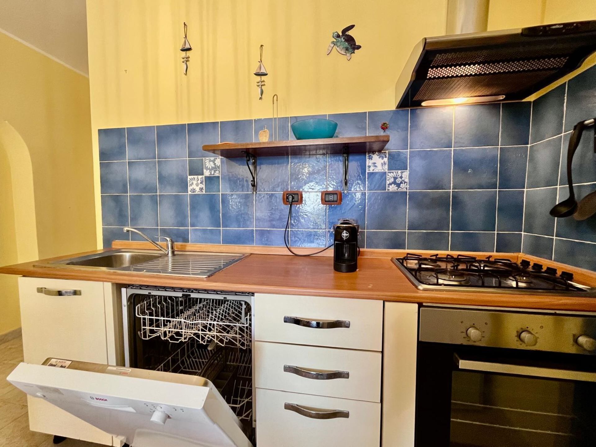 Kühlschrank, Ofen, Geschirrspüler