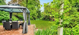 Stylish Stay in City’s Best Spot- The Perfect Stay