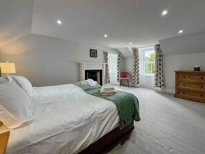 4 chambres, accĂšs au Wi-Fi (inclus)