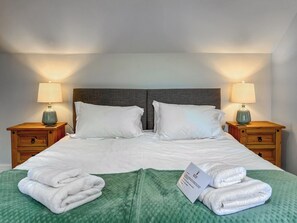 4 bedrooms, free WiFi