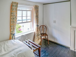 2 bedrooms, free WiFi