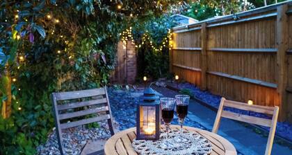 2 bedroom accommodation in Cheltenham