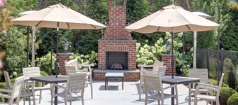 Downtown Boutique Hotel King Suite with Pool