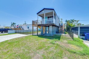 Exterior - 2 Mi to Anna Maria Island: Newly Built Home! (Bradenton)