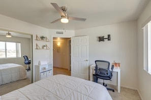 2 bedrooms, desk, iron/ironing board, Internet