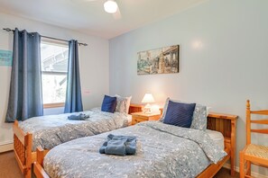 3 chambres, fer et planche à repasser, lit parapluie, accès Internet
