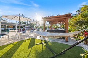 Terrace/patio - Resort Oasis: Pool, Sauna, Hot Tub, Pickleball (Bradenton)