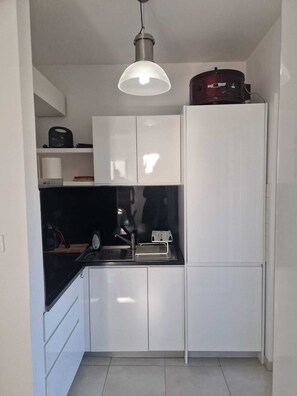 Stovetop, dishwasher