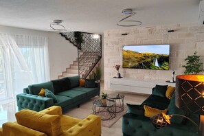 Smart TV - Five Bedroom Villa with Private Pool (Dicmo Kraj)