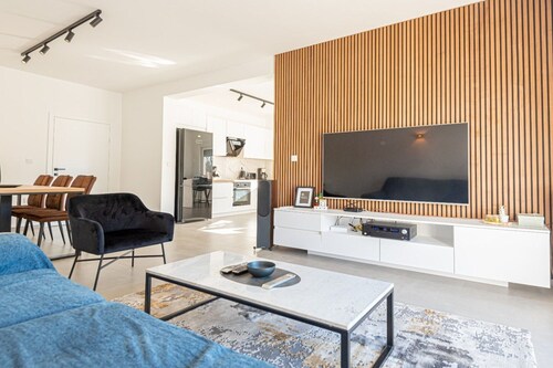 Holiday Home Iva - Three Bedroom Holiday Home