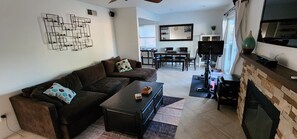 Smart TV, fireplace, DVD player, stereo - Stylish West Hills Haven w/ Fire Pit, Outdoor Kitchen & Spacious Patio Bliss (Los Angeles)