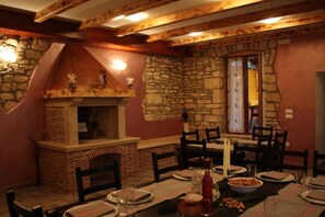 Dining - Three Bedroom Holiday Home with Private Pool (Vodnjan)