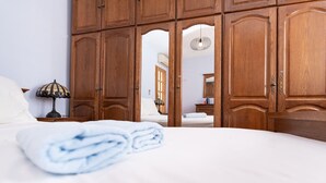 Room - Casa Radha Bella - Two Bedroom Holiday Home (Dubrovnik)