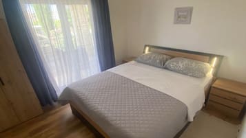1 bedroom, iron/ironing board, travel crib, WiFi (free)