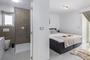 Fer et planche à repasser, lit parapluie, Wi-Fi gratuit