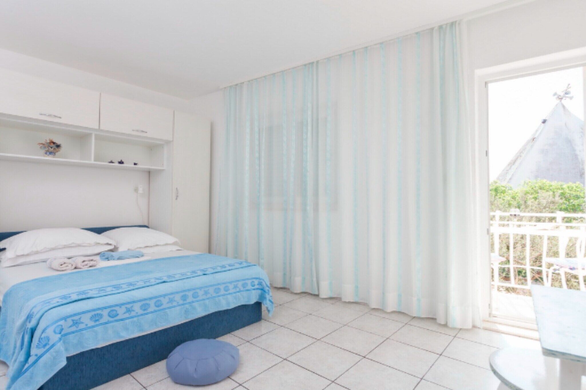 Bügeleisen/Bügelbrett, Reisekinderbett, kostenloses WLAN