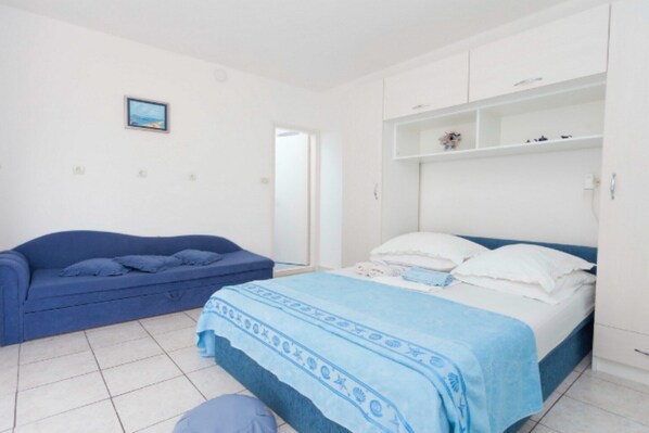 Iron/ironing board, travel cot, free WiFi - Apartments Lili - Two Bedroom Apartment Balcony (Podgora)