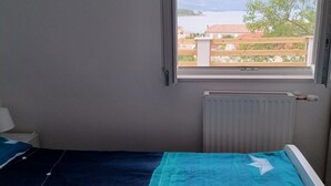 Room - FreeMe Apartment - One Bedroom Apartment with Balcony and Sea View (Lumbarda)